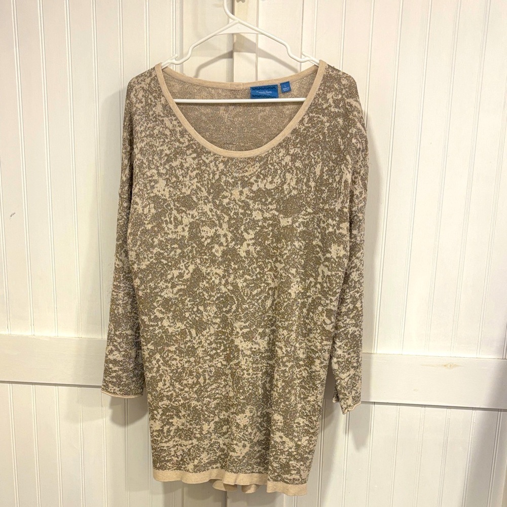 Simply Vera Vera Wang oatmeal Patterned Long Sleeve metallic, crew Top size L